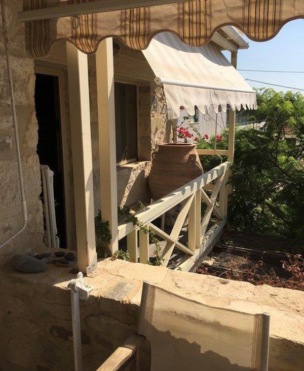 Ferienwohnung Stonehouse Elia Up Myrtos Exterior foto